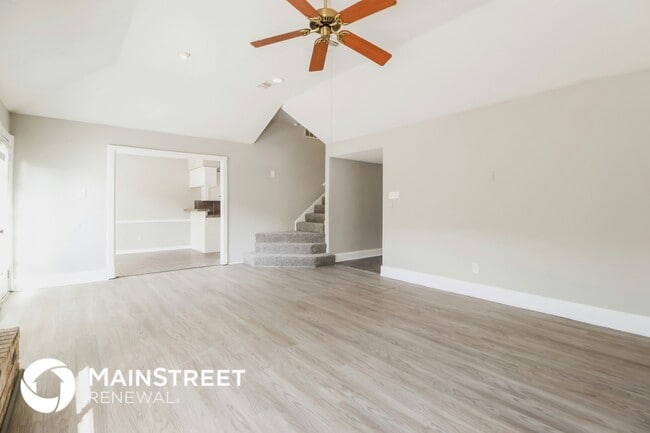 Building Photo - 1607 Bodart Cir