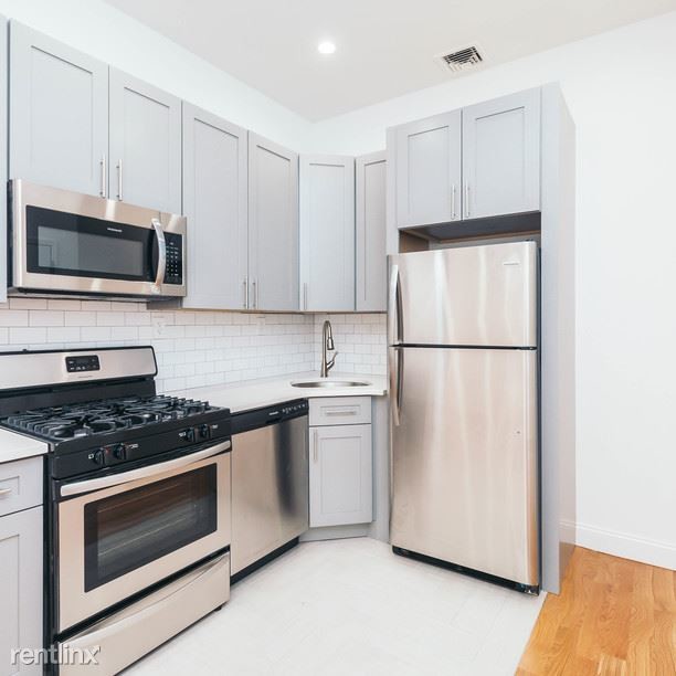 Foto principal - 1822 Linden Blvd