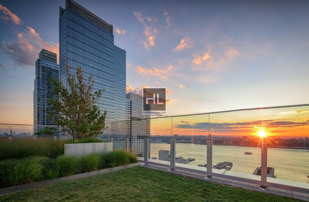 Foto del edificio - WEST 45 STREET