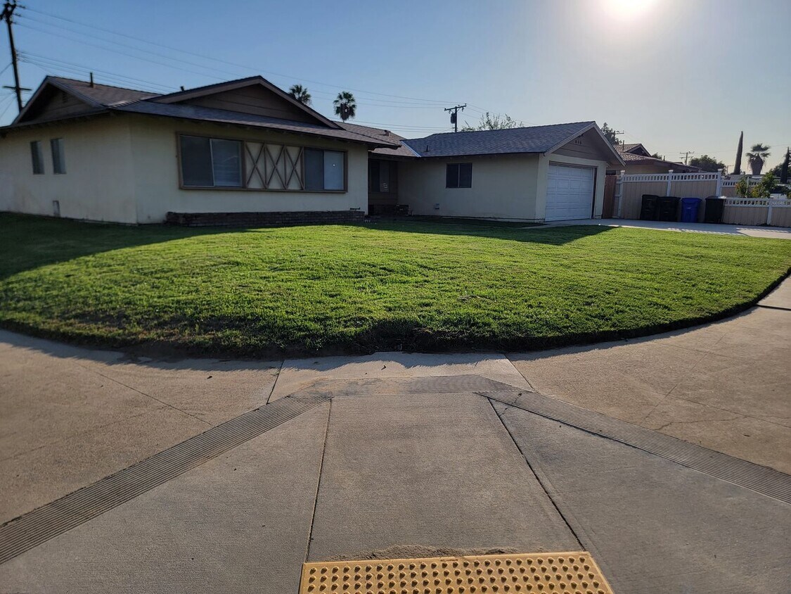 Primary Photo - ALMOST DONE RIALTO FOUR BEDROOM
