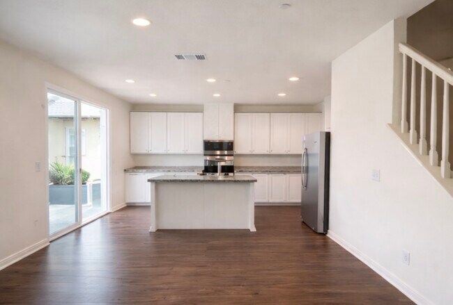 Foto del edificio - 24610 Comanche Creek Dr