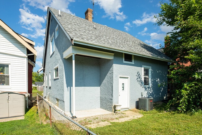 Foto del edificio - 5314 Section Ave