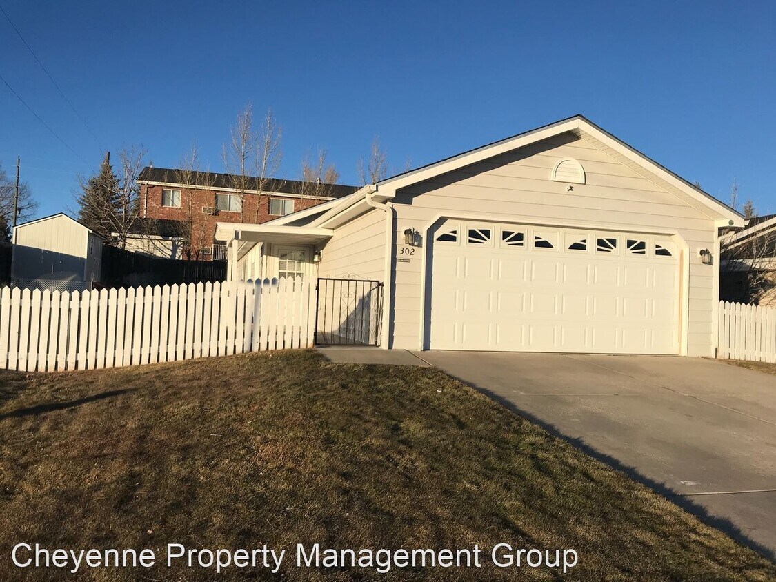 Primary Photo - 2 br, 2 bath House - 302 Arbor Lane