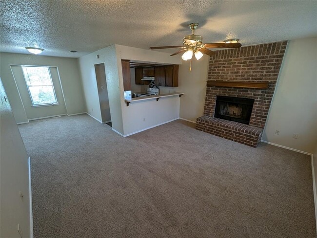 Building Photo - 400 Rawhide Loop