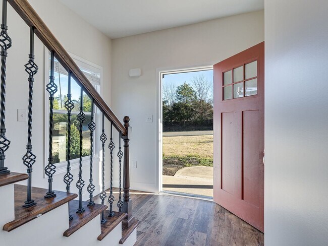 Foto del edificio - 1708 McCleary Bend Rd