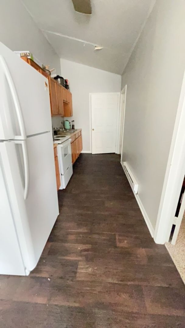 Foto del edificio - 111 S Dicks St