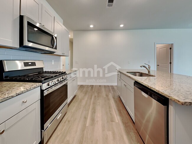 Foto del edificio - 303 Squire Pope Rd