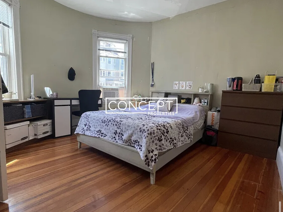 Foto principal - 65 Hillside St