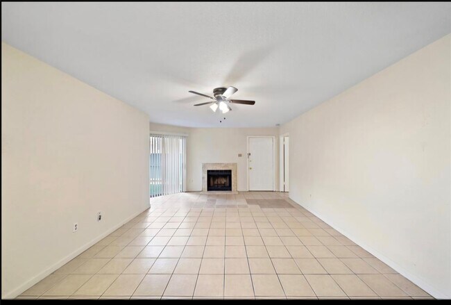 Foto del edificio - 9797 Leawood Blvd