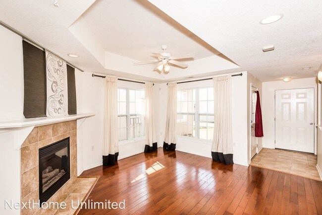 Building Photo - 3 br, 2.5 bath House - 129 E. 7th Street