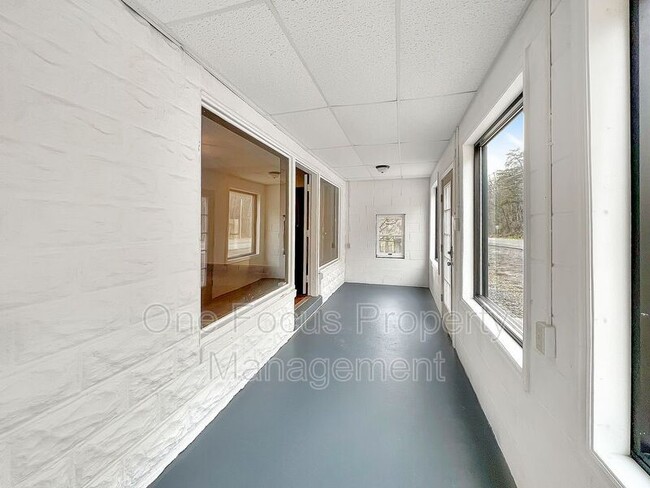 Building Photo - 2435 Woodward Ave