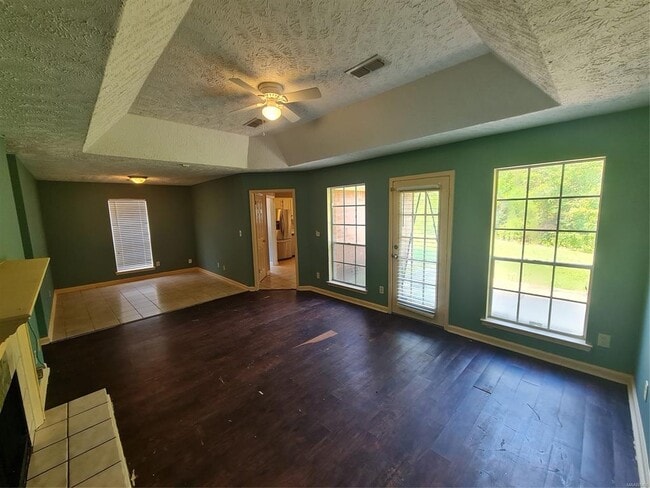 Building Photo - 3661 Horseshoe Cir