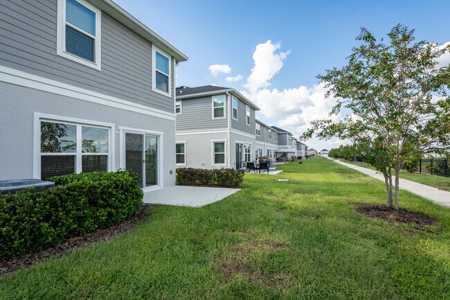 Foto del edificio - 757 Stoney Pointe Cir