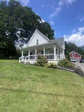 Building Photo - 656 Grove St