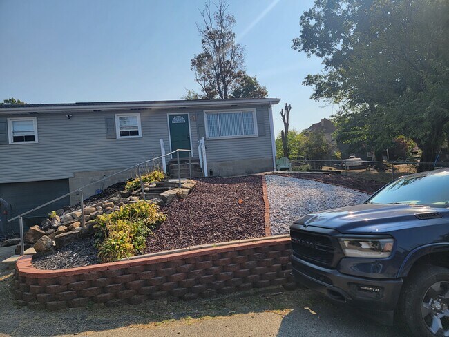 Building Photo - 509 Virginia Ave
