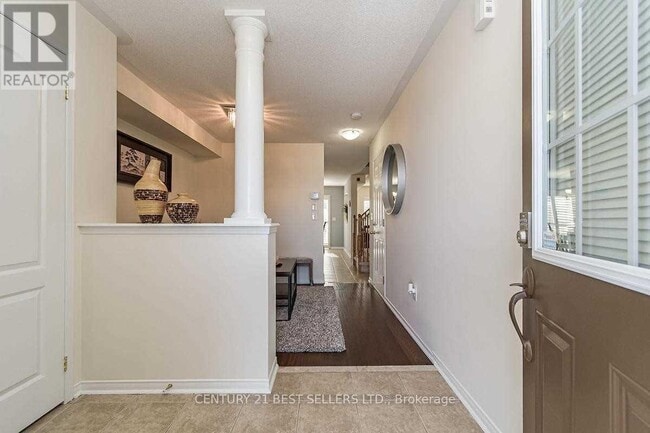 Building Photo - 3358 Mikalda Rd