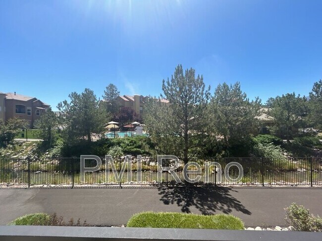 Foto del edificio - 17000 Wedge Pkwy