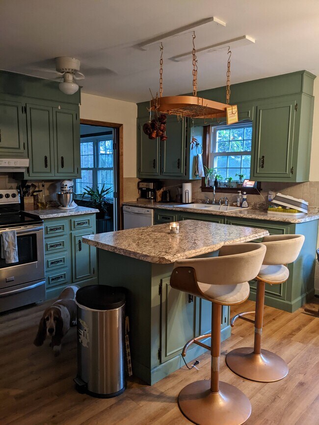 Foto del edificio - 39 N Basilica Ave