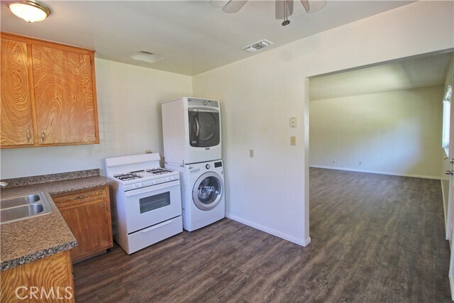 Foto del edificio - 35294 Adams Ln