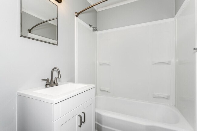 Foto del edificio - Newly Remodeled 2 Bedroom Home
