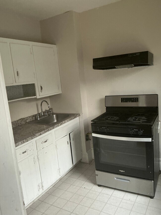 Foto del edificio - 40 Carpenter Ave