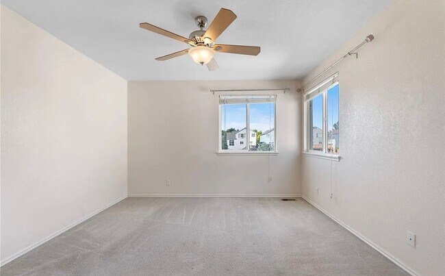 Foto del edificio - 18897 E Linvale Pl