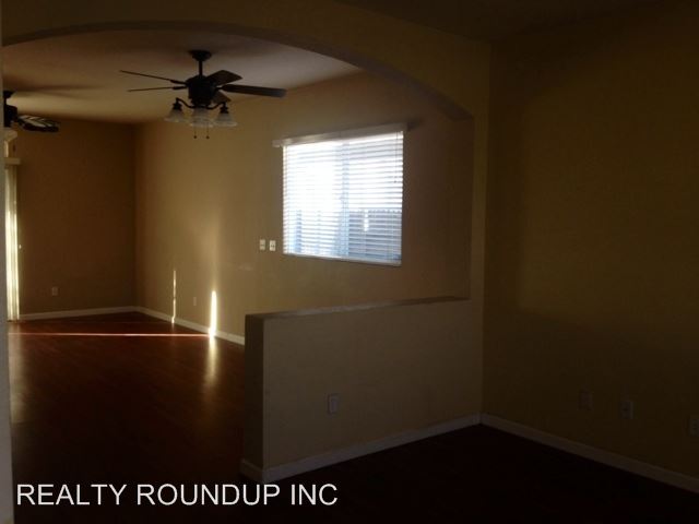 Building Photo - 7956 Marsannay Way