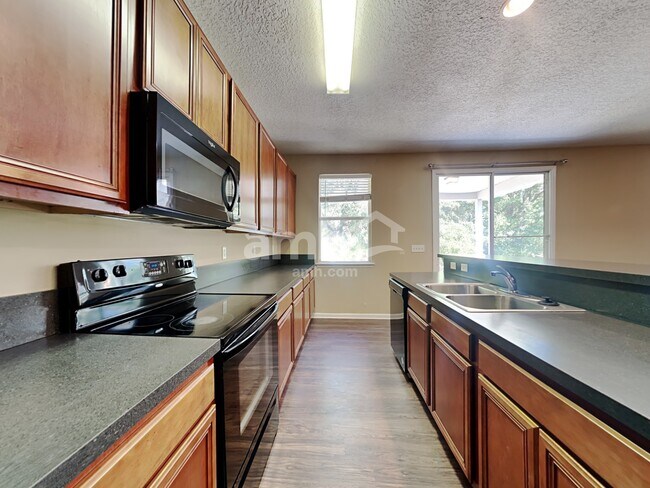 Foto del edificio - 86380 Cartesian Pointe Dr