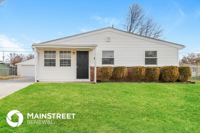 Building Photo - 4410 E Indian Trail