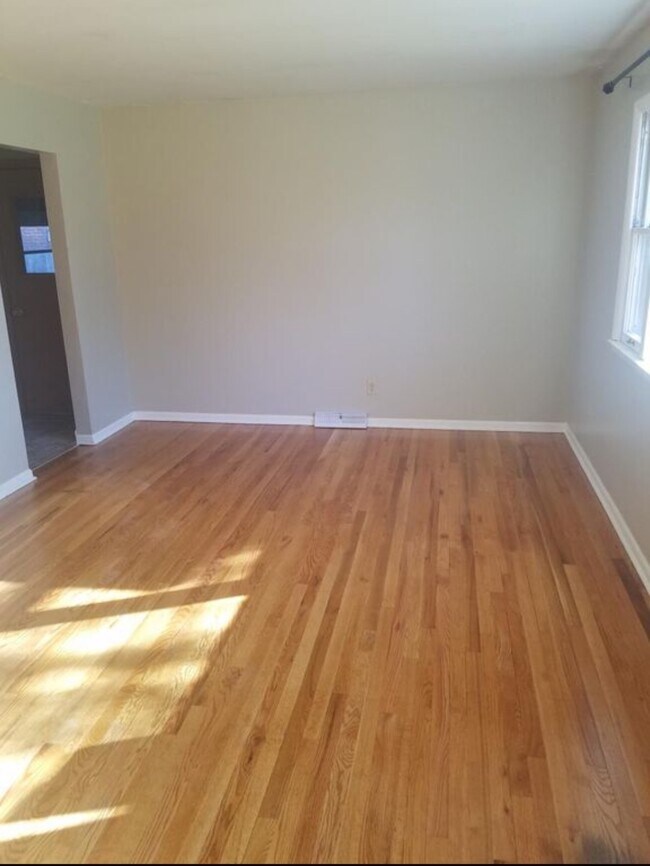 Foto del edificio - 4010 Linden St