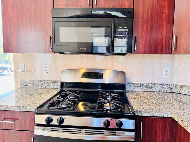 Foto del edificio - 1035 94th St