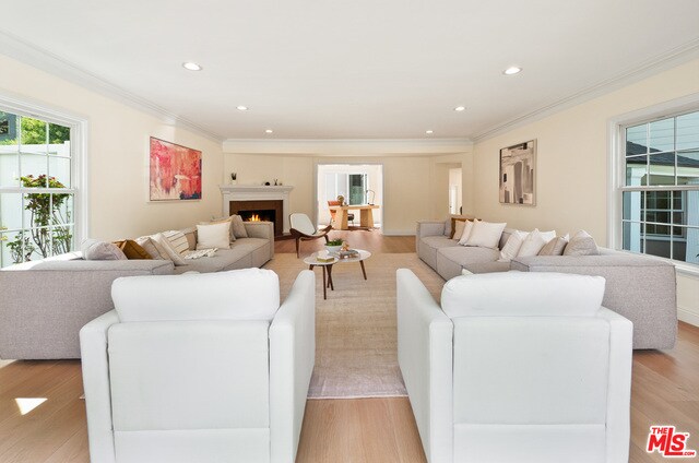 Foto del edificio - 4209 Woodcliff Rd