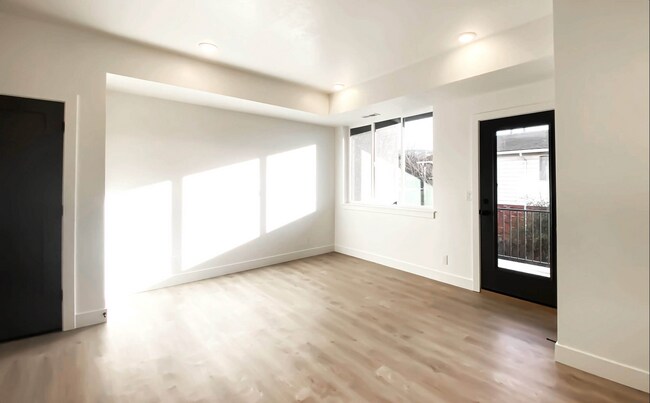 Foto del edificio - 2061 S Main St