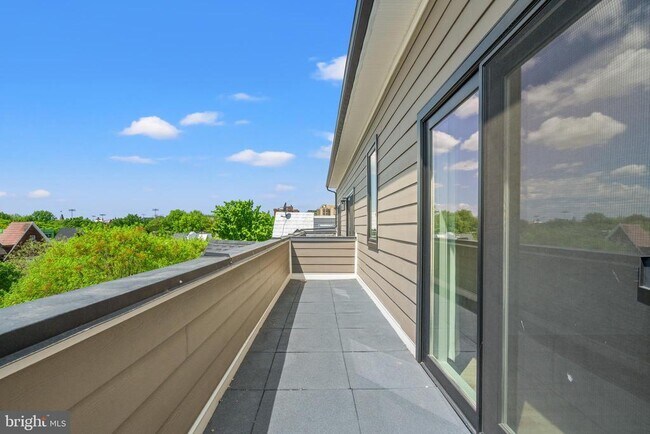 Foto del edificio - 1130 Penn St NE