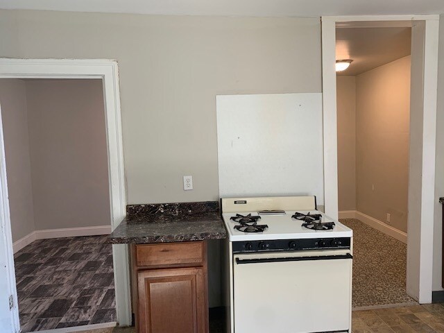 Building Photo - 389 Military Rd