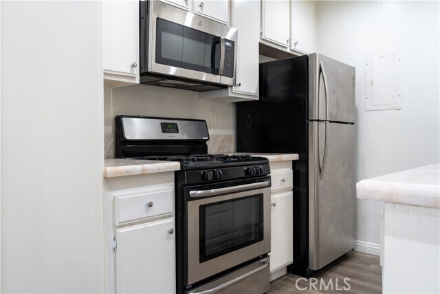 Foto del edificio - 9313 National Blvd