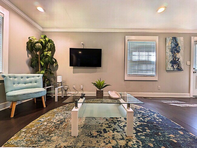Foto del edificio - Stylish & Convenient Atlanta Room: All-Inclusive Living!