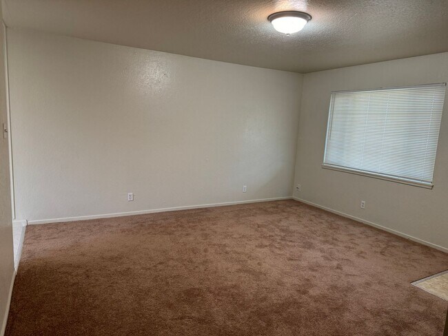 Building Photo - 900 OHIO #C, FAIRFIELD