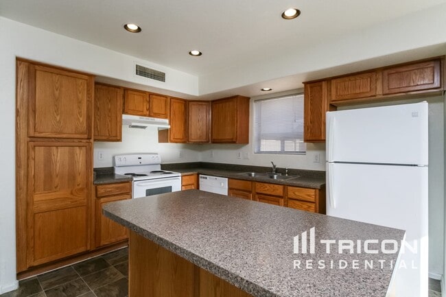 Foto del edificio - 4621 W Beverly Rd