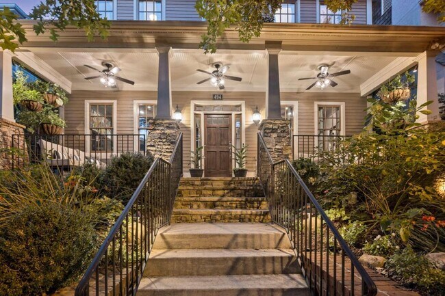Foto del edificio - 494 Hamilton St SE