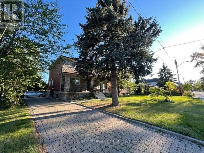 Photo du bâtiment - 171 Pleasant Ave