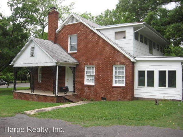 Building Photo - 4100 N Sharon Amity Rd
