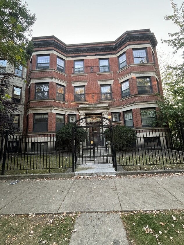 Foto principal - 5120 N Kenmore Ave