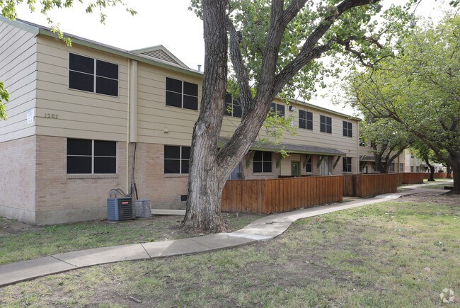 donna lynn apartments grand prairie tx apartments com