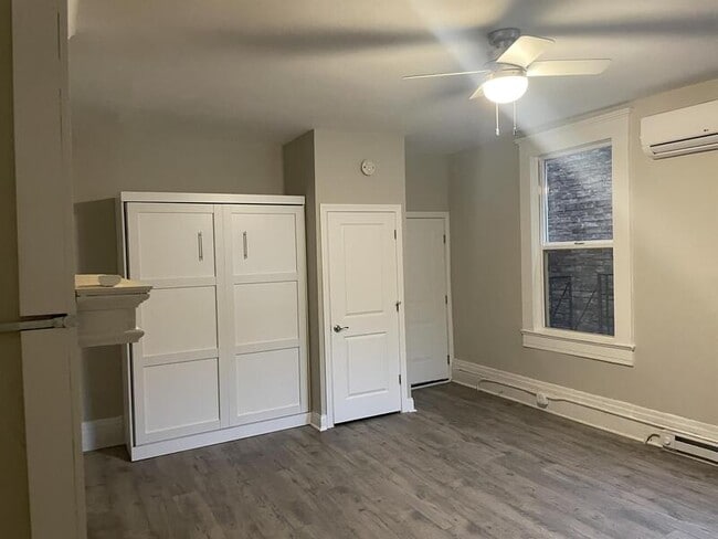 Photo - 107 W Elder St Apartment