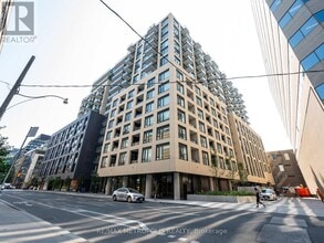 Building Photo - 543-543 Richmond St W