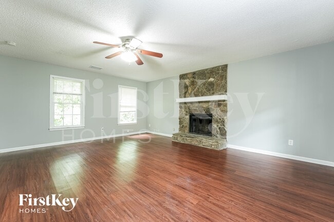 Building Photo - 5565 Westberry Ln