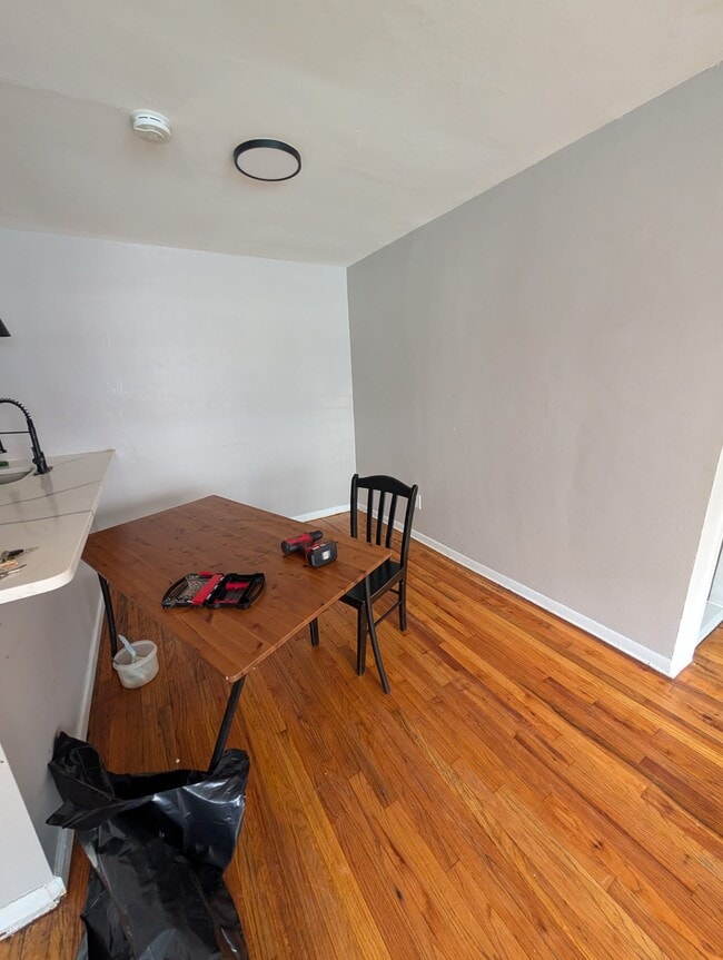 Building Photo - 901 Stuyvesant Ave