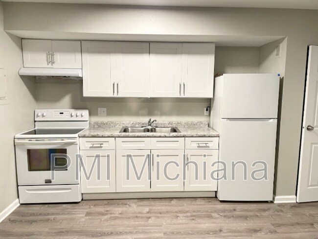 Foto del edificio - 2261 N Johnson St