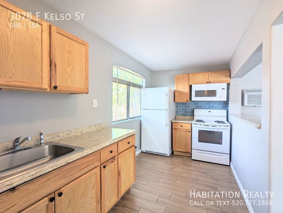 Primary Photo - Remodeled Studio w/ an Enclosed Yard at Ke...
